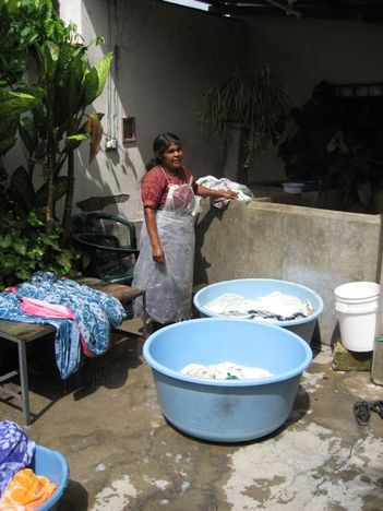 025